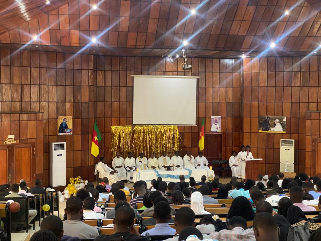 Fête Patronale à l’Institut Universitaire Catholique Saint-Jérôme de Douala : Une Journée Placée sous le Signe de la Foi et de la Science